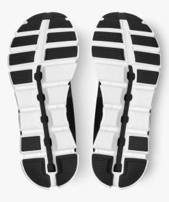 ON Running Footwear W's Cloud 5- Black/White 10 ON Running Footwear W's Cloud 5- Black/White