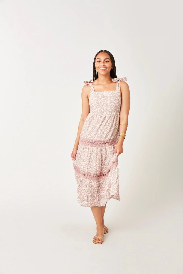 Vamosoutdoors WOMENS W's Kiera Dress- Fawn Kodiak 1 Vamosoutdoors WOMENS W's Kiera Dress- Fawn Kodiak