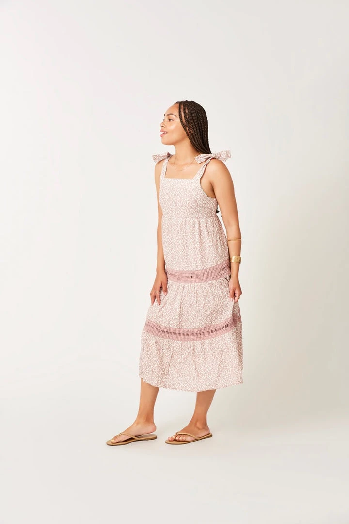 Vamosoutdoors WOMENS W's Kiera Dress- Fawn Kodiak 3 Vamosoutdoors WOMENS W's Kiera Dress- Fawn Kodiak