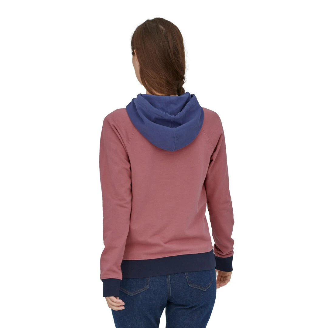 Patagonia WOMENS W's P-6 Label Organic Hoody - Light Star Pink 2 Patagonia WOMENS W's P-6 Label Organic Hoody - Light Star Pink