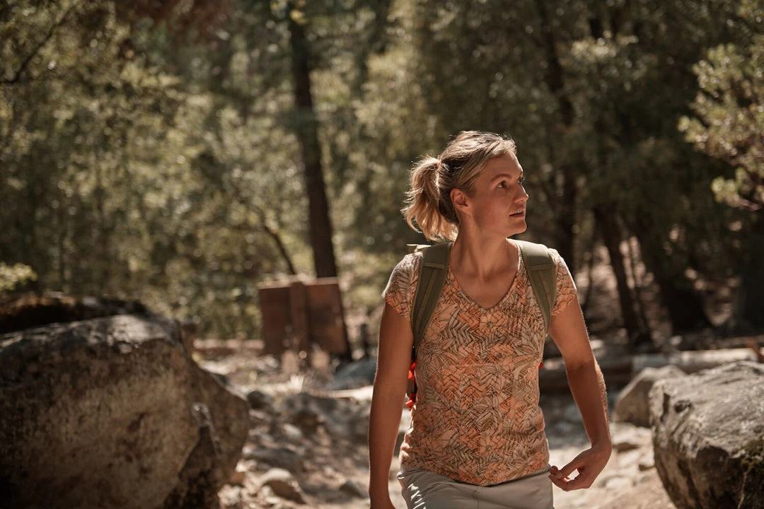 Royal Robbins W's Featherweight Shirt - Summer Sky Mauka WOMENS 5 Royal Robbins W's Featherweight Shirt - Summer Sky Mauka WOMENS