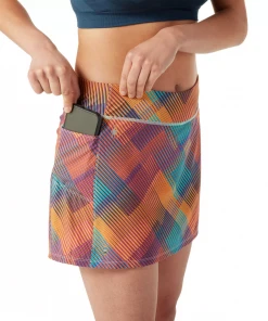 Smartwool WOMENS W's Merino Sport Lined Skirt - Festive Fuchsia Plaid 8 Smartwool WOMENS W's Merino Sport Lined Skirt - Festive Fuchsia Plaid